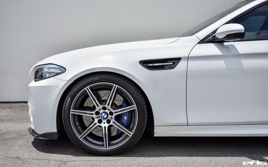 Детали экстерьера BMW M5 Alpine White by H&R and EAS 2017 года  (фото 10 из 20)